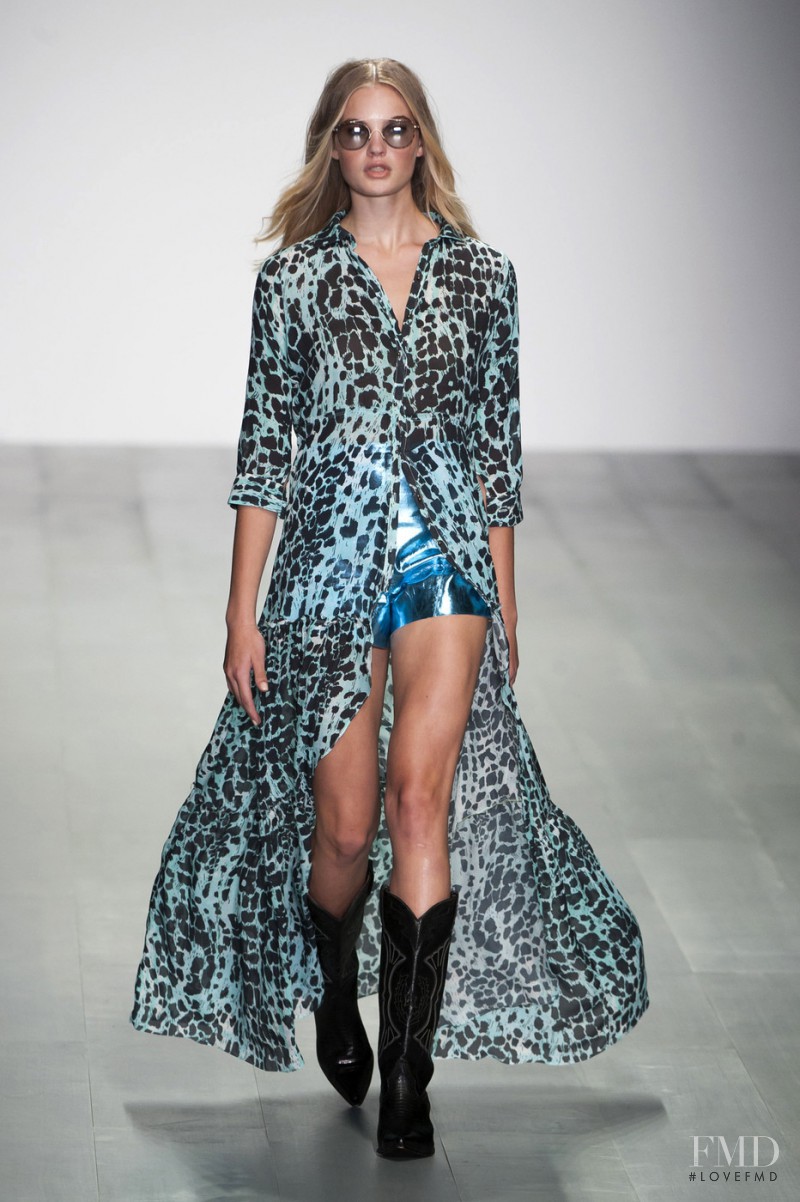 Felder Felder fashion show for Spring/Summer 2015