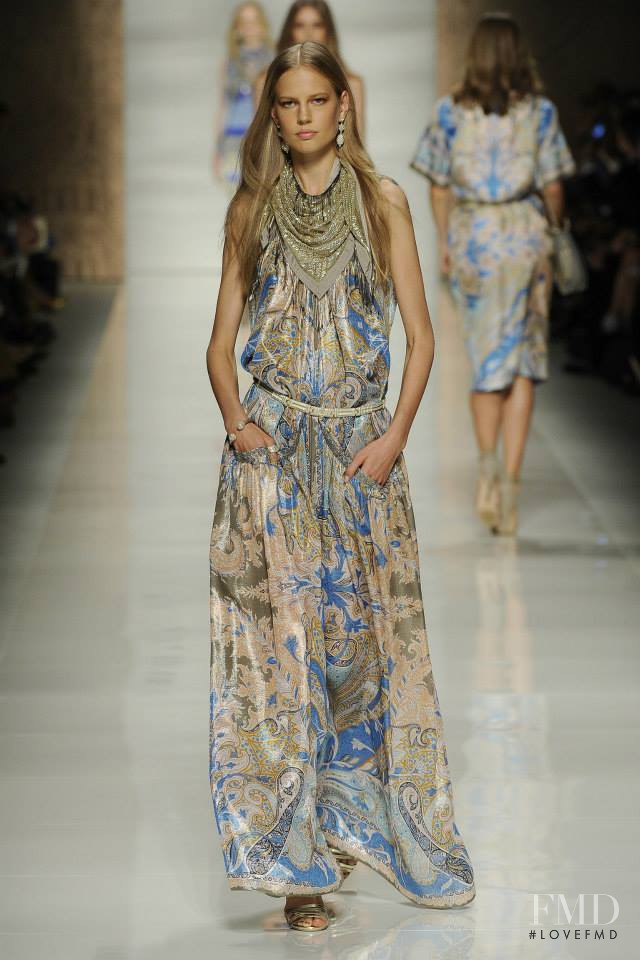 Elisabeth Erm featured in  the Etro fashion show for Spring/Summer 2014