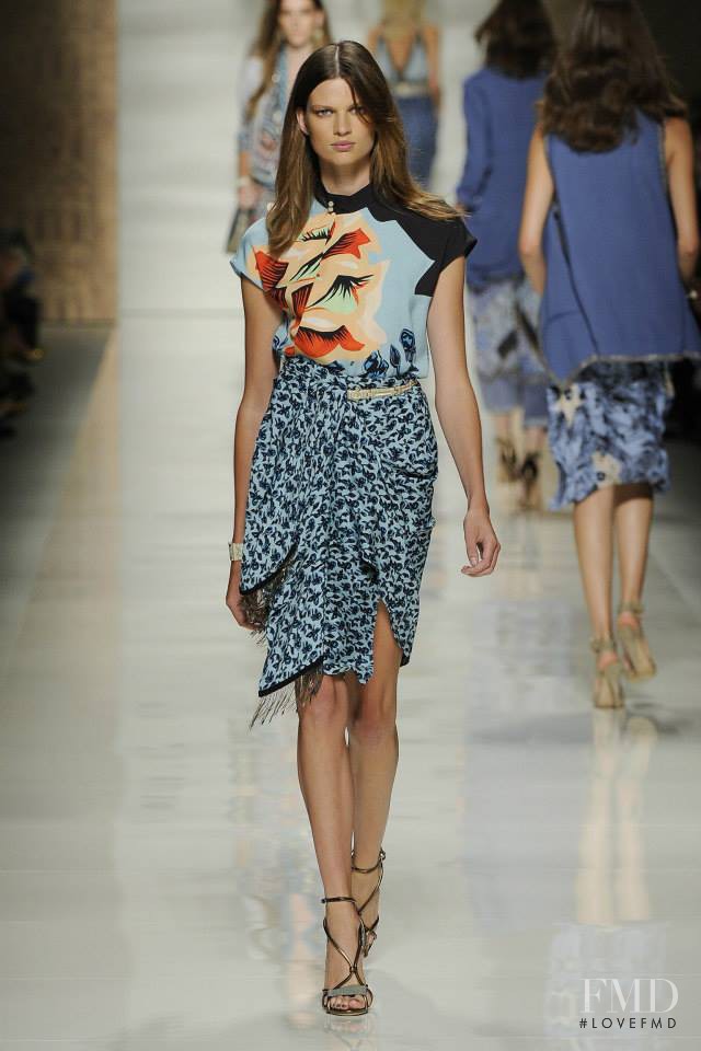 Bette Franke featured in  the Etro fashion show for Spring/Summer 2014