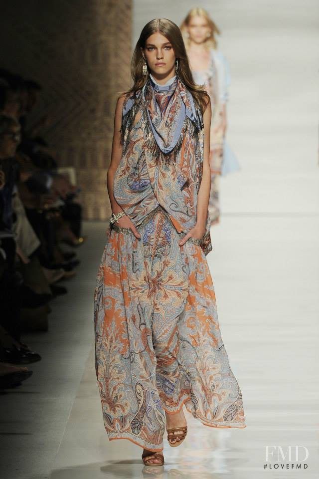 Samantha Gradoville featured in  the Etro fashion show for Spring/Summer 2014