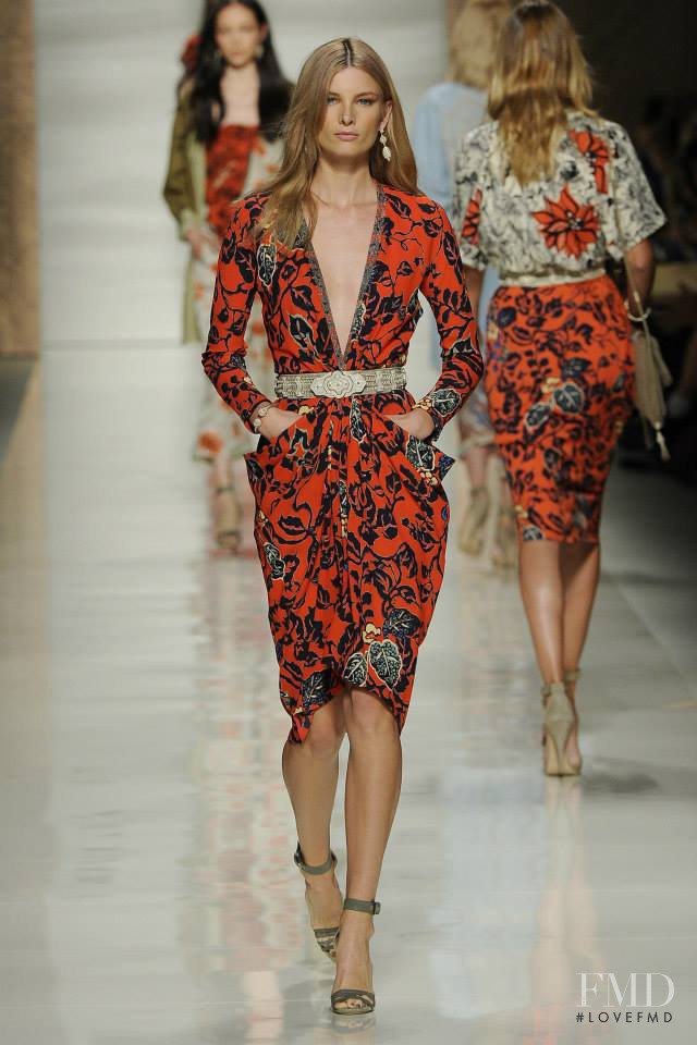 Ava Smith featured in  the Etro fashion show for Spring/Summer 2014