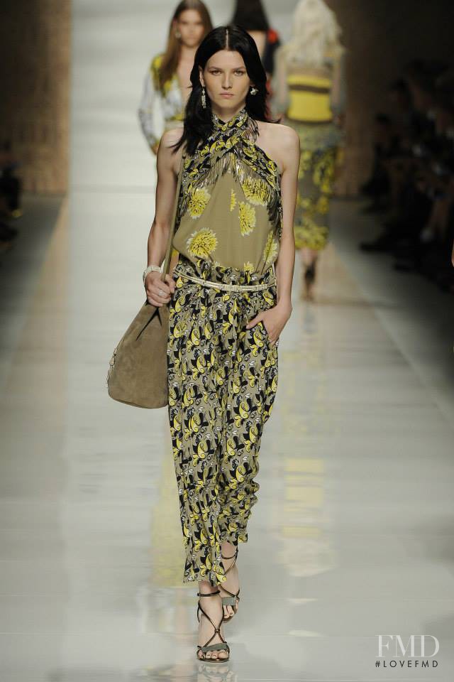 Katlin Aas featured in  the Etro fashion show for Spring/Summer 2014