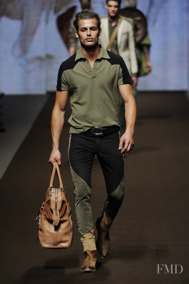 Etro fashion show for Spring/Summer 2014