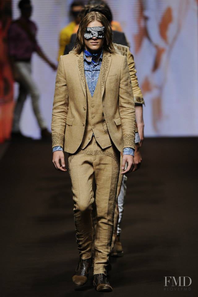 Etro fashion show for Spring/Summer 2014