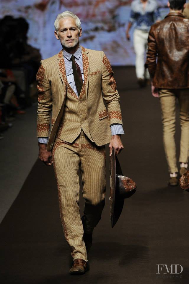 Etro fashion show for Spring/Summer 2014