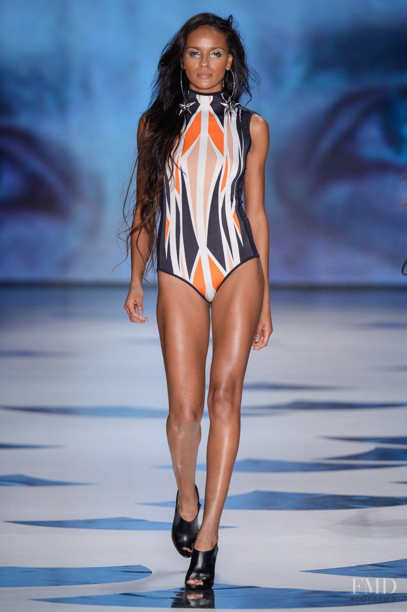Gracie Carvalho featured in  the Triya fashion show for Spring/Summer 2016