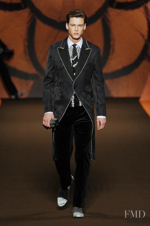 Etro fashion show for Autumn/Winter 2012