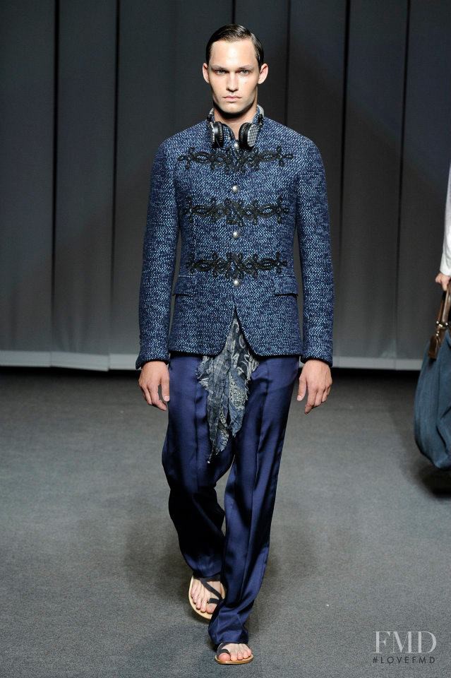 Etro fashion show for Spring/Summer 2013