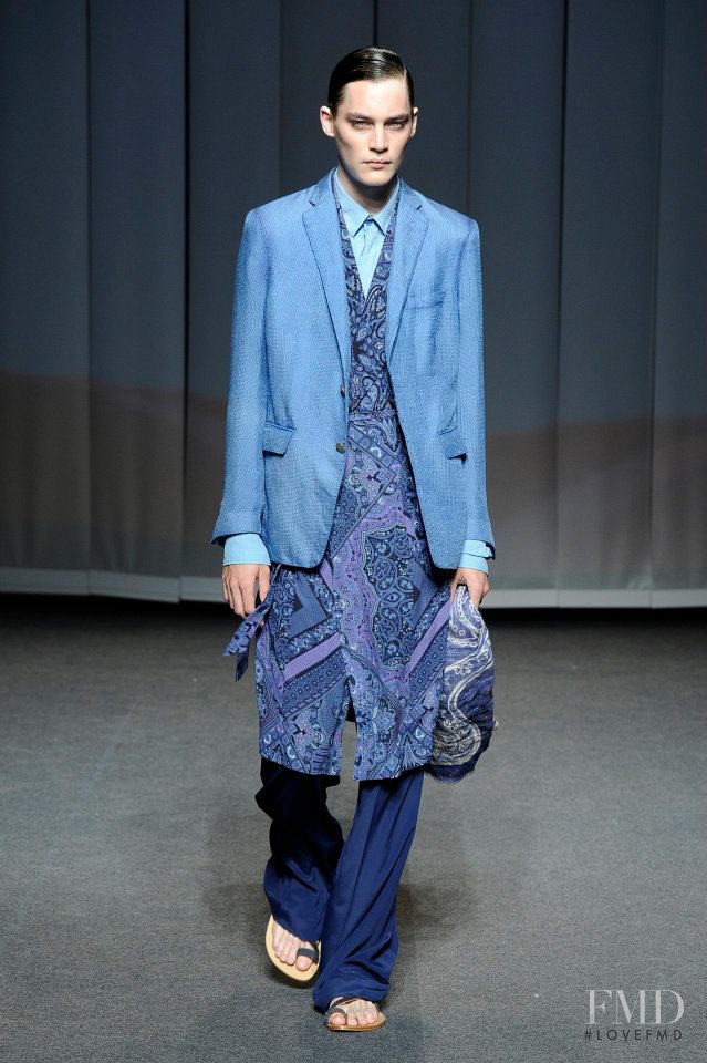 Etro fashion show for Spring/Summer 2013