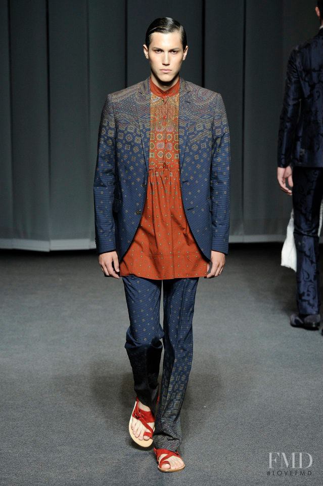 Etro fashion show for Spring/Summer 2013