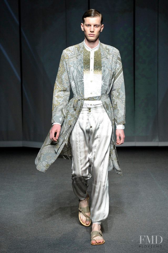 Etro fashion show for Spring/Summer 2013