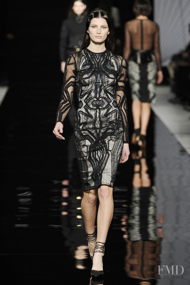 Ava Smith featured in  the Etro fashion show for Autumn/Winter 2012