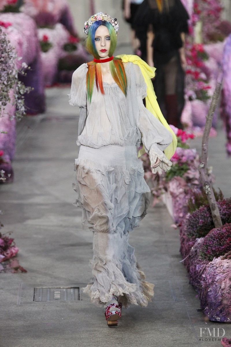 Meadham Kirchhoff fashion show for Spring/Summer 2011