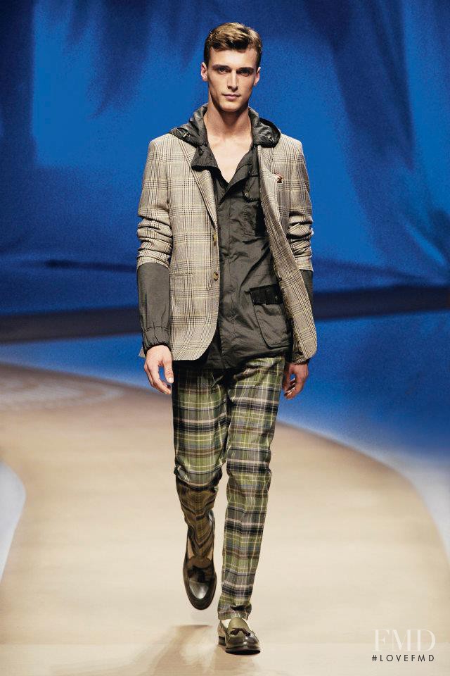 Etro fashion show for Spring/Summer 2012