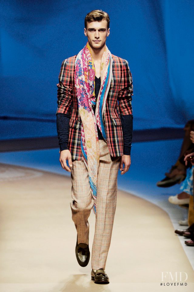 Etro fashion show for Spring/Summer 2012