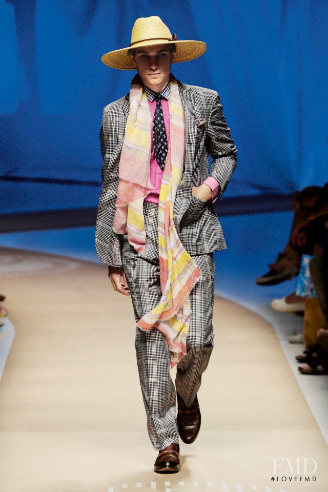 Etro fashion show for Spring/Summer 2012