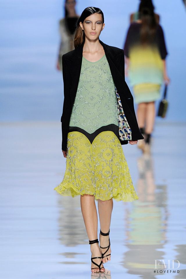Kate King featured in  the Etro fashion show for Spring/Summer 2012