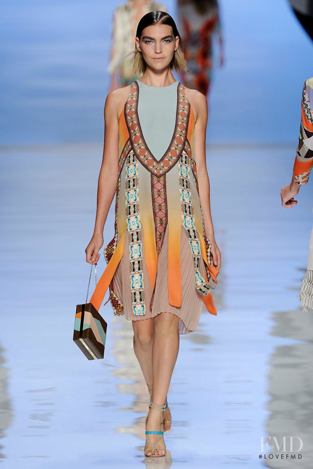 Arizona Muse featured in  the Etro fashion show for Spring/Summer 2012
