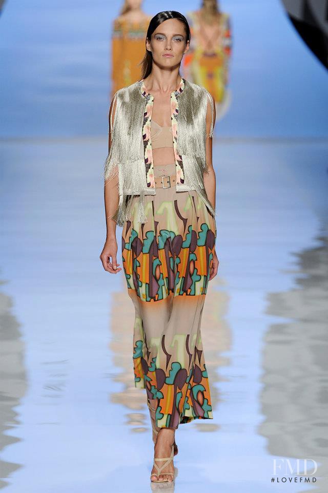 Karmen Pedaru featured in  the Etro fashion show for Spring/Summer 2012