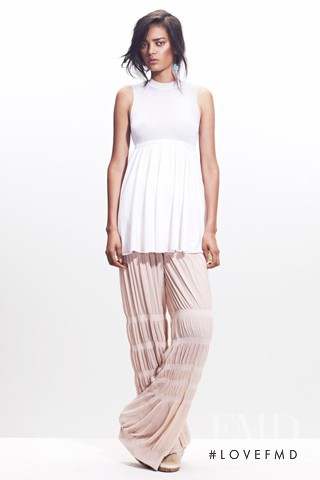 Wanessa Milhomem featured in  the Jen Kao fashion show for Resort 2012