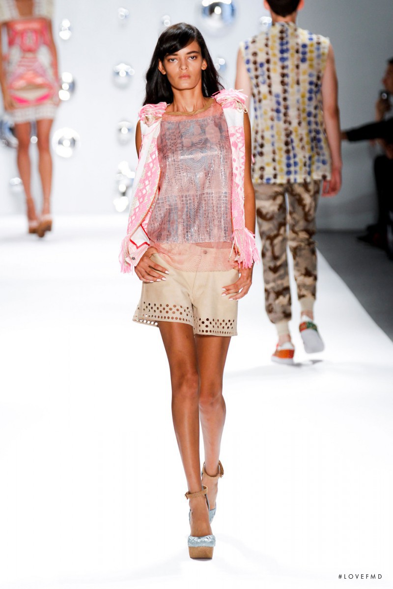 Wanessa Milhomem featured in  the Custo Barcelona fashion show for Spring/Summer 2013