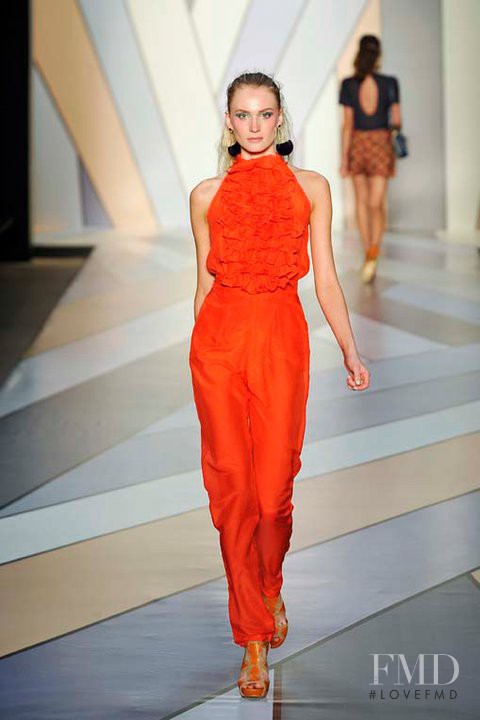 Nica Kessler fashion show for Spring/Summer 2011