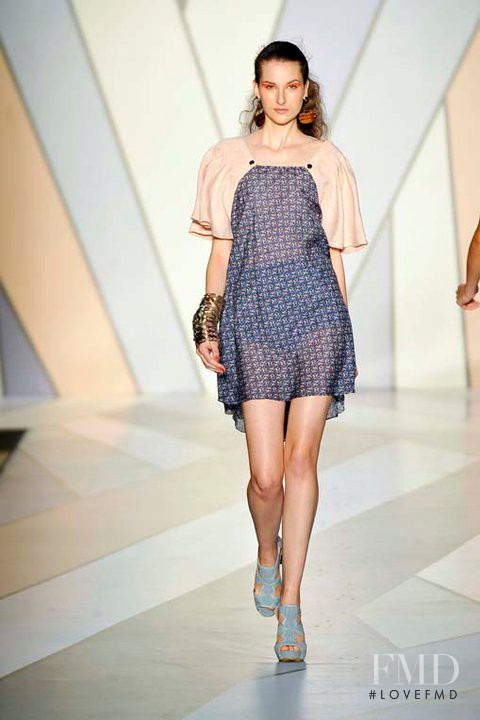 Nica Kessler fashion show for Spring/Summer 2011