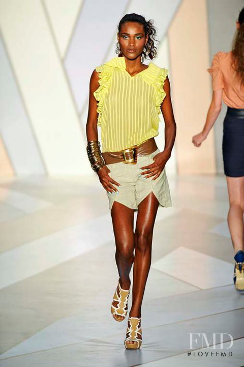 Nica Kessler fashion show for Spring/Summer 2011