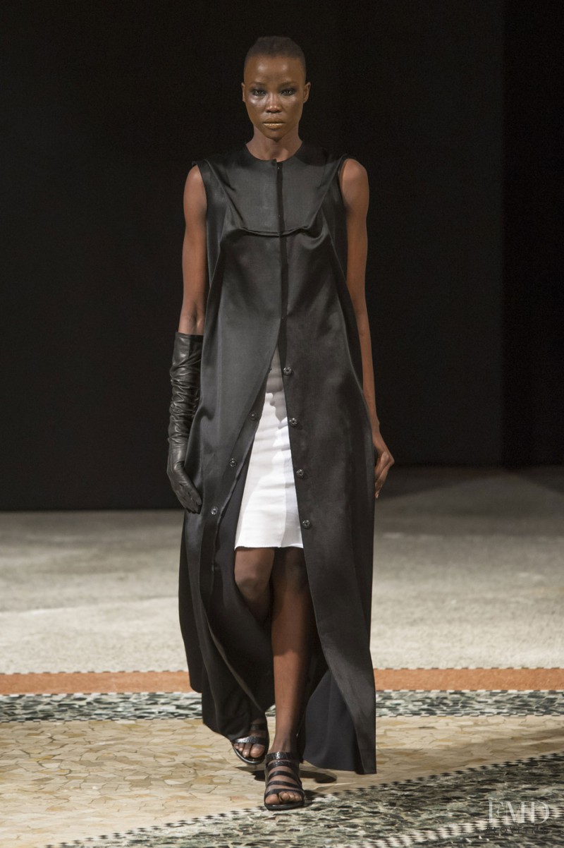 Fatima Val fashion show for Spring/Summer 2016