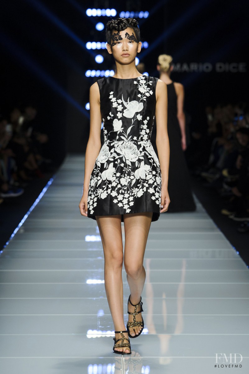 Mario Dice fashion show for Spring/Summer 2016