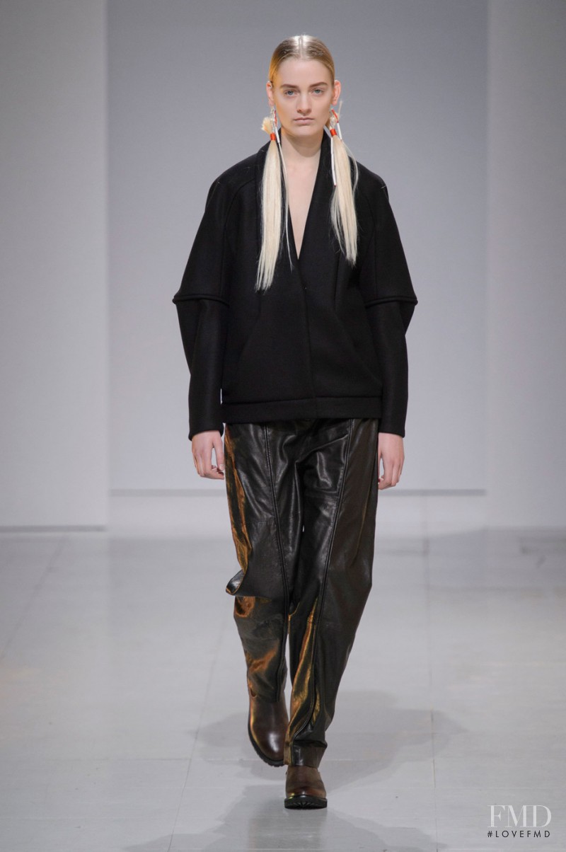 Hussein Chalayan fashion show for Autumn/Winter 2016