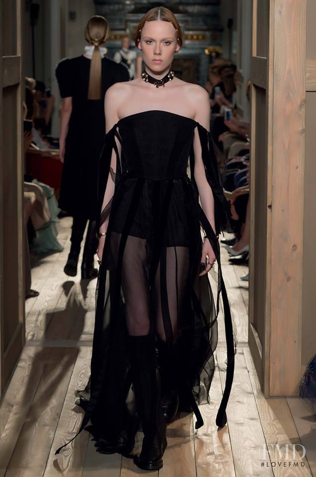 Kiki Willems featured in  the Valentino Couture fashion show for Autumn/Winter 2016