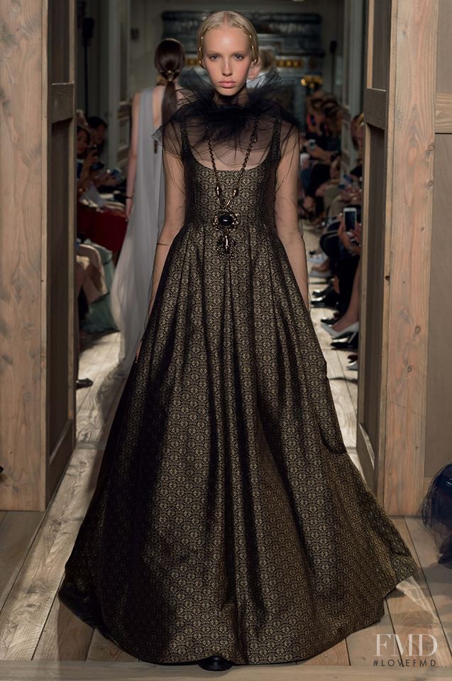 Jessie Bloemendaal featured in  the Valentino Couture fashion show for Autumn/Winter 2016
