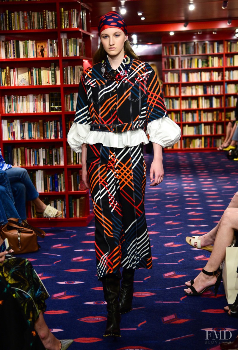 Emma Harris featured in  the Sonia Rykiel fashion show for Resort 2017