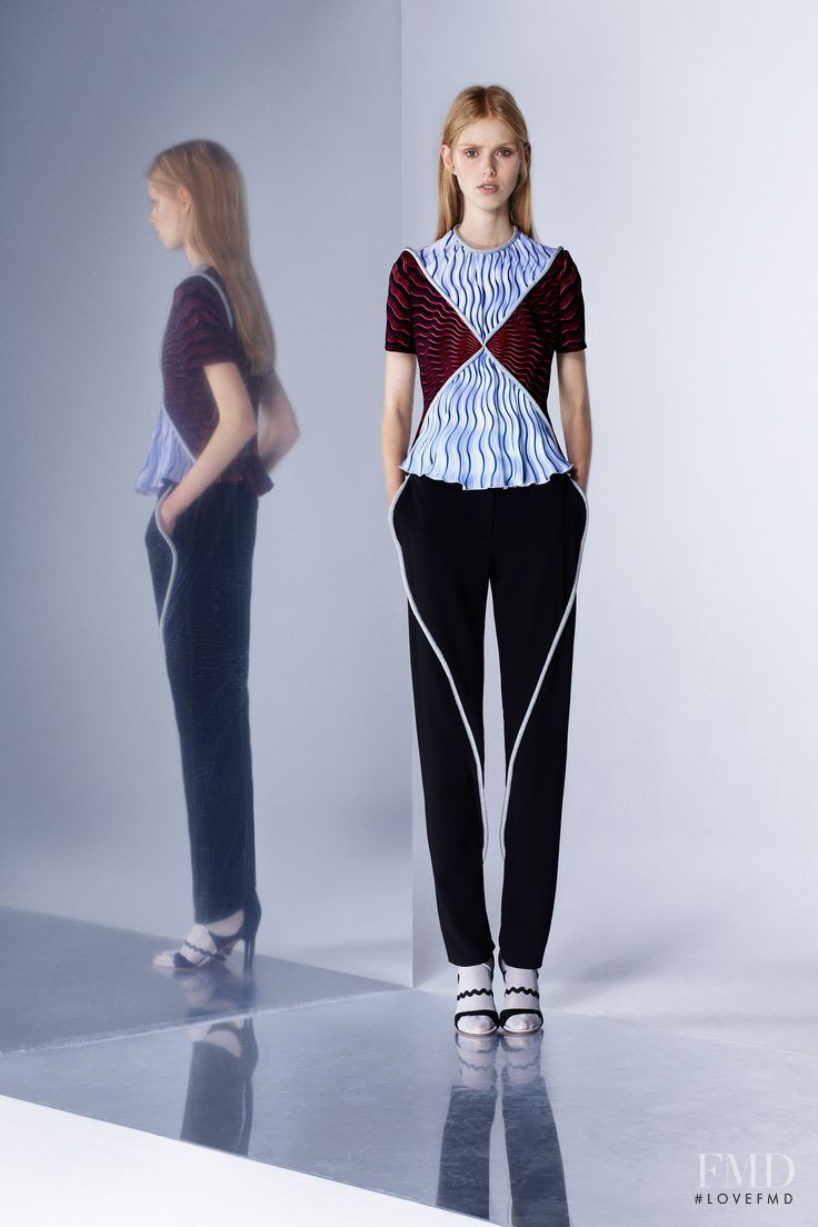 Lululeika Ravn Liep featured in  the Mary Katrantzou fashion show for Pre-Fall 2016