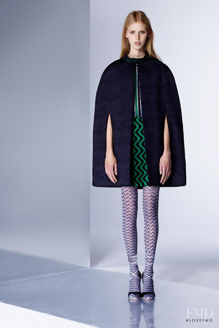 Lululeika Ravn Liep featured in  the Mary Katrantzou fashion show for Pre-Fall 2016