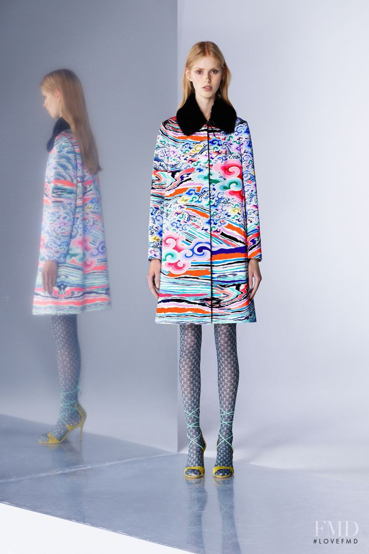 Lululeika Ravn Liep featured in  the Mary Katrantzou fashion show for Pre-Fall 2016