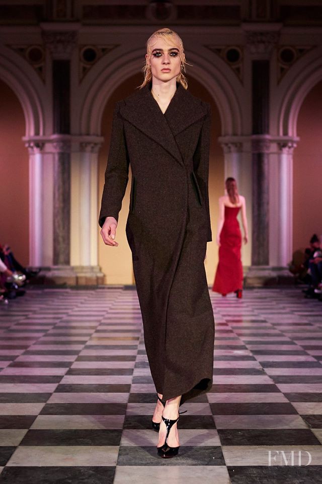 Mark Kenly Domino Tan fashion show for Autumn/Winter 2016