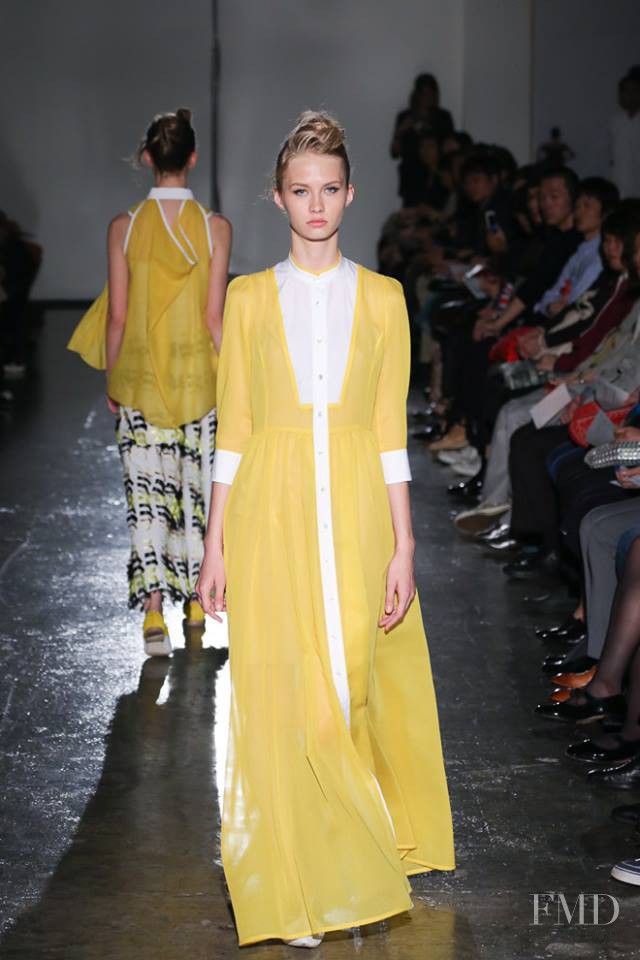 Alexandra Titarenko featured in  the support surface fashion show for Spring/Summer 2016