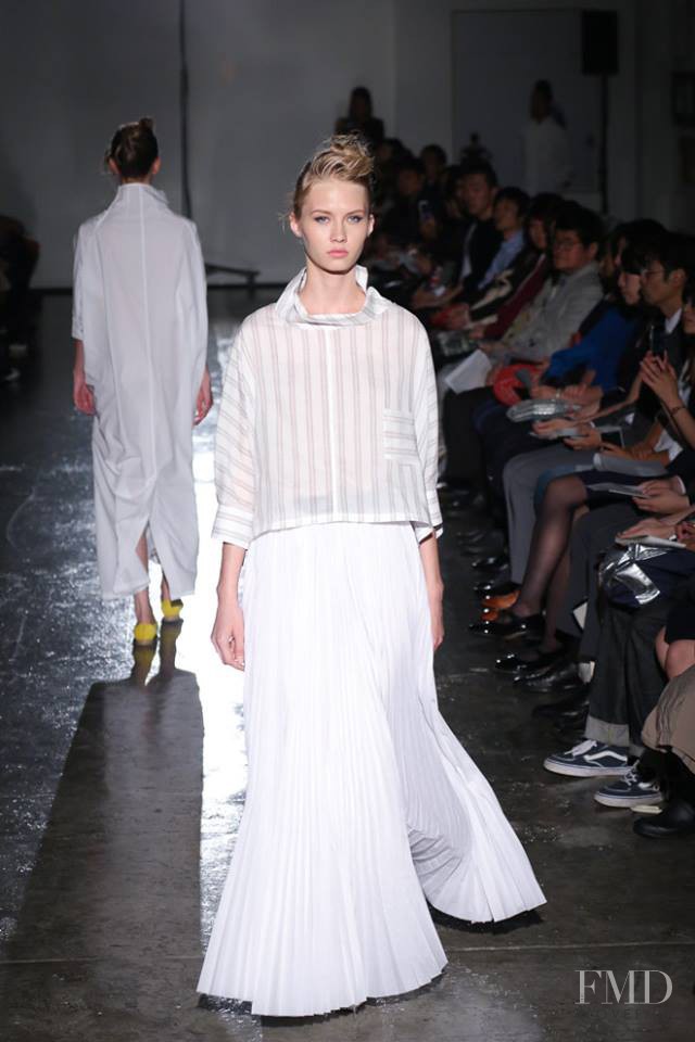 Alexandra Titarenko featured in  the support surface fashion show for Spring/Summer 2016