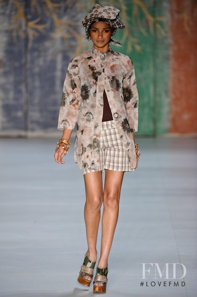 Gracie Carvalho featured in  the Walter Rodrigues fashion show for Spring/Summer 2011