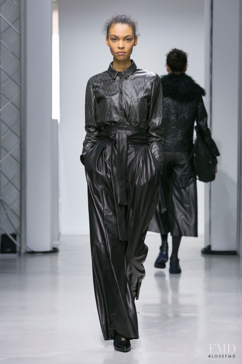 DROMe fashion show for Autumn/Winter 2015