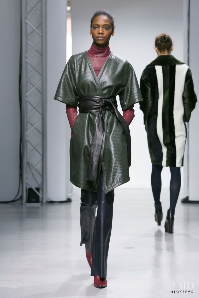 DROMe fashion show for Autumn/Winter 2015