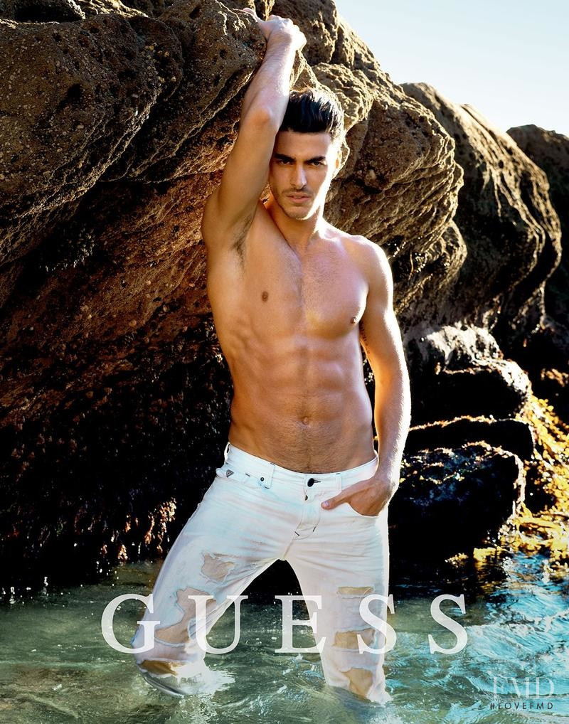 Guess advertisement for Spring/Summer 2016
