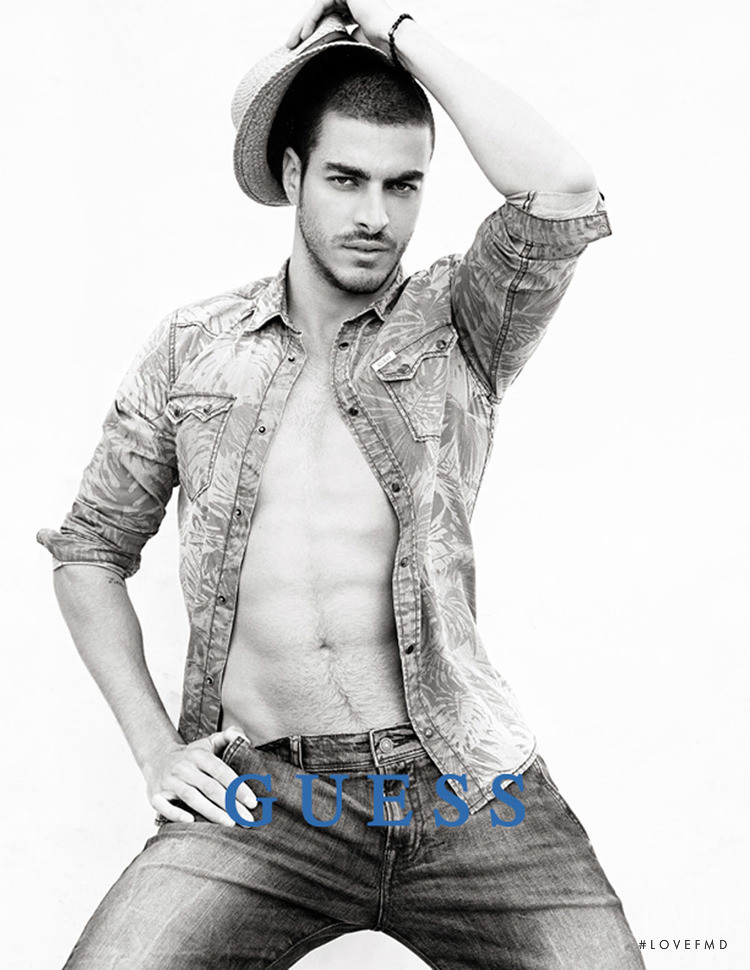 Guess advertisement for Spring/Summer 2016