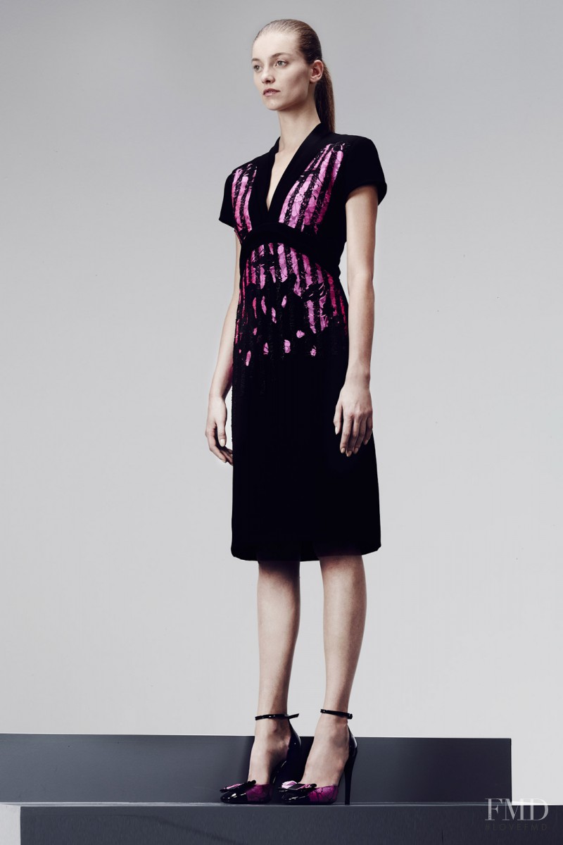 Iris van Berne featured in  the Bottega Veneta fashion show for Pre-Fall 2014