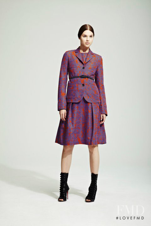 Jonathan Saunders fashion show for Resort 2012