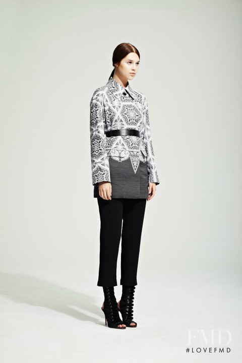 Jonathan Saunders fashion show for Resort 2012