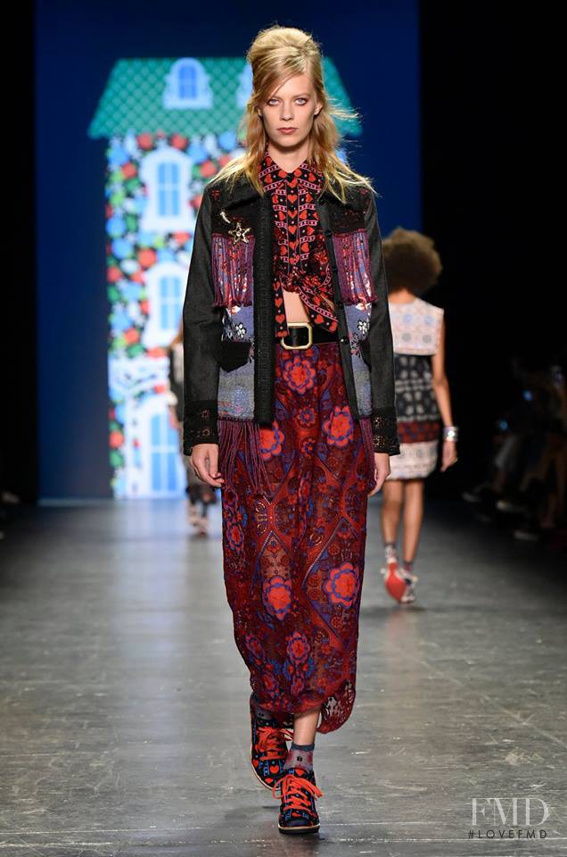 Lexi Boling featured in  the Anna Sui fashion show for Spring/Summer 2017