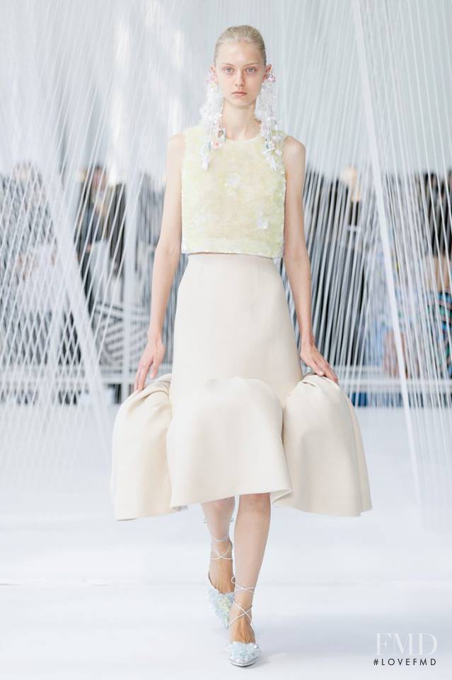 Nastya Kusakina featured in  the Delpozo fashion show for Spring/Summer 2016